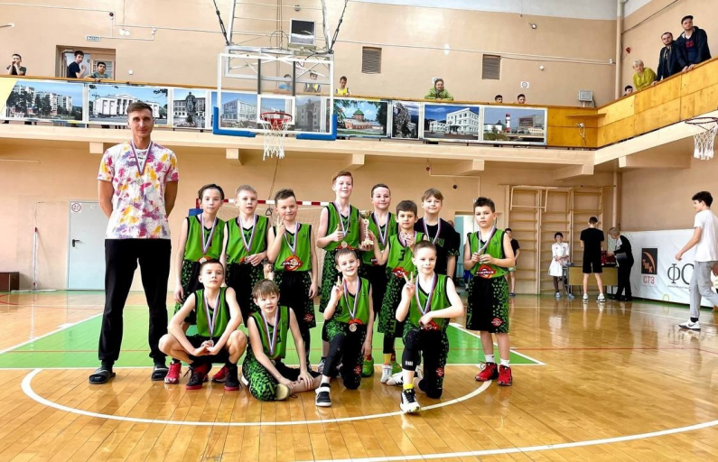 Серебрянные призёры Свердловской области по баскетболу